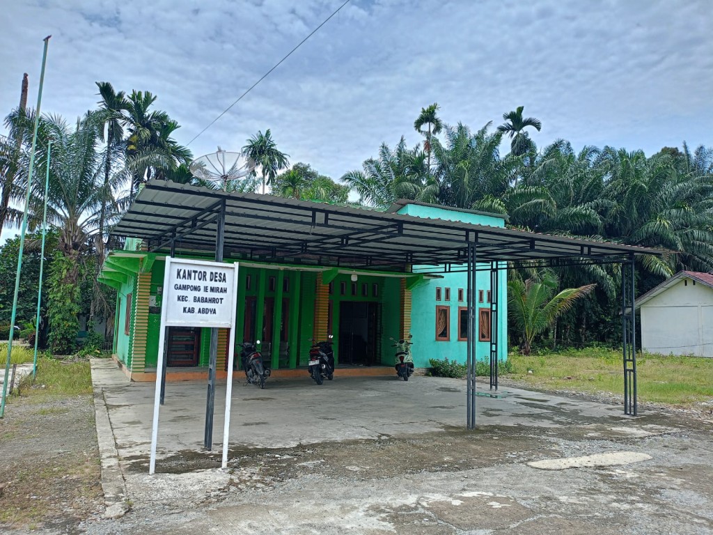 KANTOR DESA IE MIRAH